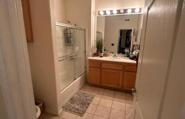 Spacious 1B 1B Pool View Loft Apartment in Marina Del Rey - Foto 3