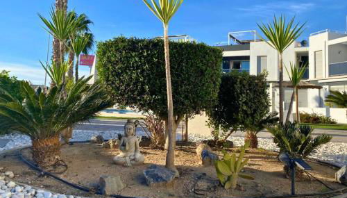 Modern flat with swimming pool terrace and equipped solarium - Foto 4, Garden, Garden view