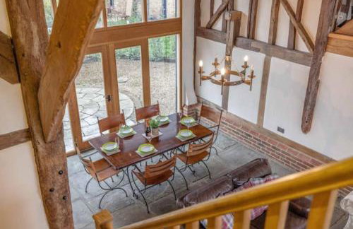 Dorney,Windsor Family Getaway with Hot Tub - Photo 17