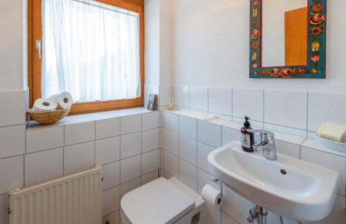 Exklusives Josenhaus mit See- und Alpenblick & Gartensauna - Foto 15