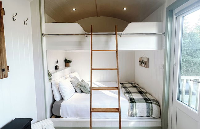 Erw Glas Glamping and Camping - Photo 71