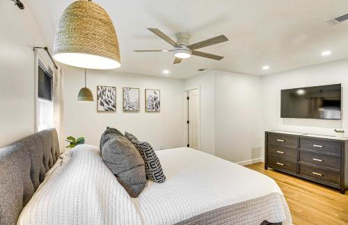 Charming Canalfront Retreat with Double Boat Slip! - Photo 14