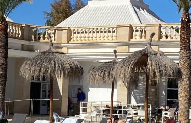 Maison typique avec vue dégagée sur la vallée - Photo 21