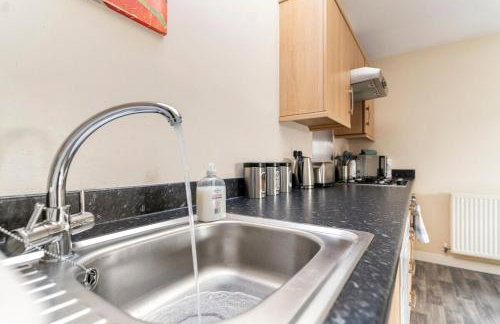 Lovely Two Bed detached house with Parking - Foto 27