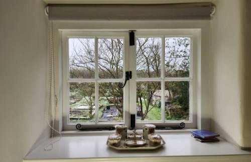 Swan Cottage, 5-Bedroom, Canal View, River, Private gardens, Free Parking's, WiFi, Oxford - Photo 21