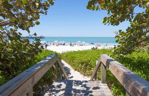 Waterfront Home Just Minutes To Beach - Photo 5