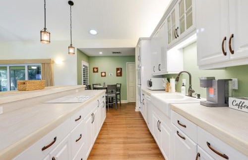 Pet-Friendly Fort Pierce Home with Screened Porch! - Foto 9