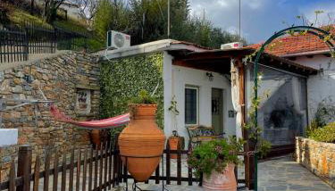 To giataki tou pappou - Foto 4, Garden