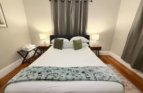 Cottontown Bungalow - Fast WiFi - Walk Downtown - Foto 15