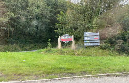 The Cwtch, Log Fire, Sleeps 6, Nr Zip World, Brecon and Bike Park Wales - Photo 55