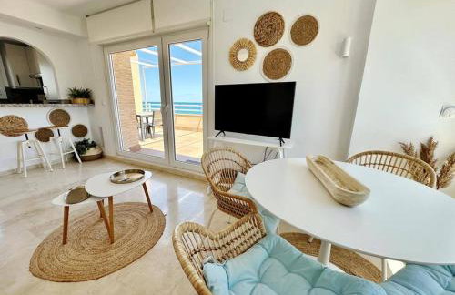 Ático frontal al mar con piscina privada by homeprive - Foto 25