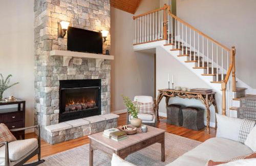 Hot Tub, Deck w/ Breathtaking Mountain Views - Foto 4