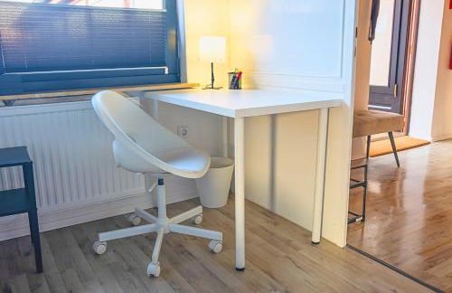 SHINYHOMEZ - Familienfreundliche Ferienwohnung in Geestland am Wattenmeer mit Terrasse, Küche und WLAN - Foto 13