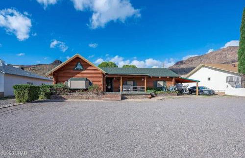 Kingman Cabin - Photo 2