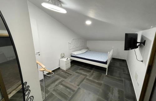 Villa Lidia & Attico degli artisti, free pets , giardino recintato e attrezzato - Foto 54