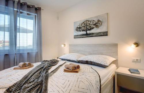 Villa in Kanfanar With Swimming Pool - Foto 40