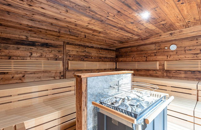 Large Chalet With Carmine and Wellness Area - Foto 37