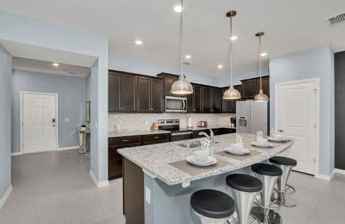 Townhome W/private Pool & Themed Rooms, Near Wdw! - Foto 16