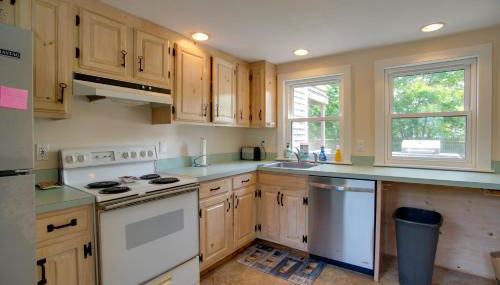 Less Than 1 Mi to Beach Family-Friendly Falmouth Home! - Foto 3