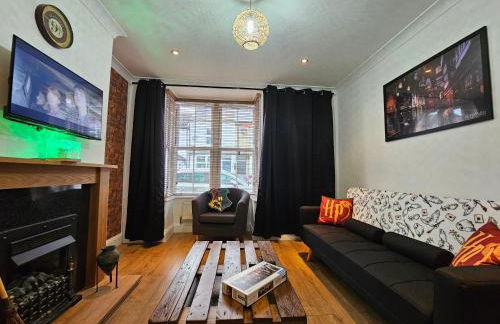 MAGICAL HARRY POTTER THEMED HOME IN WATFORD - FREE off-street PARKING - Foto 22