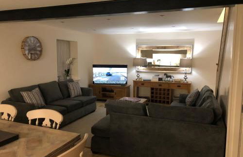 Camerton Inn Cottage - Photo 47