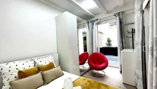 Exceptionnelle maison de ville ✧Cour privée ✧Métro - Foto 2