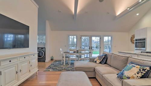 Walk to Beach! Cape Cod Cottage with Fire Pit - Photo 4