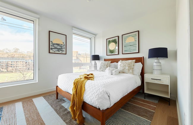 Stylish 2 BR w Roof Deck Access - Mins to NYC - Foto 11