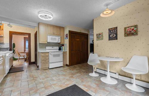 Grammy's Famous Lake House Retreat - Foto 25