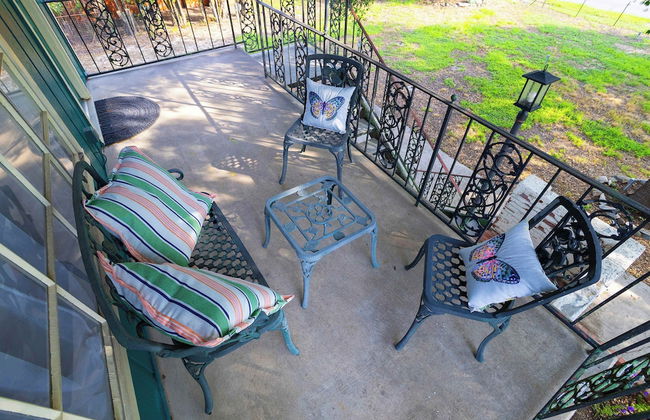 Mariposa Monarch Walk to River - Foto 33