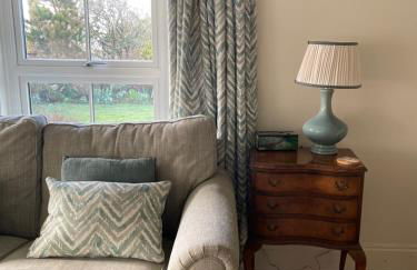 Beautiful family home, sea views, large garden - Foto 6