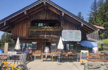 Grosse Wohnung mit Garten und Bergblick - Foto 26