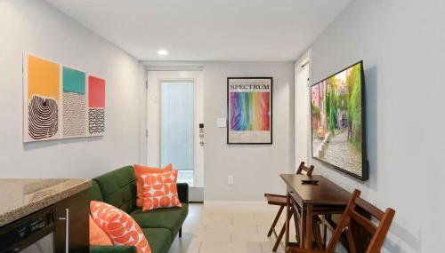 Cozy Mid-Century Apartment Steps From Restaurants #DCottage - Foto 2