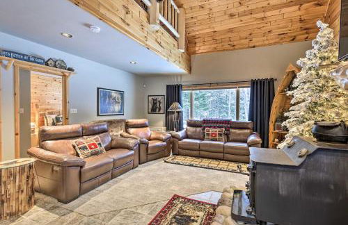 Phelps Cabin on 26 Acres with Fire Pit! - Foto 6