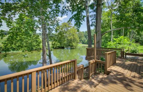 Riverfront Home (Apartment and Bar) - Foto 3