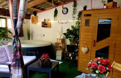 Studio19 Cosy Sauna Jacuzzi et jardinet privatifs - Foto 7