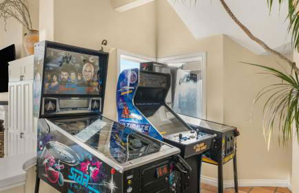 Private Estate w Pool Hot Tub Fire Pit Near Encinitas The Ranch by AvantStay - Foto 21