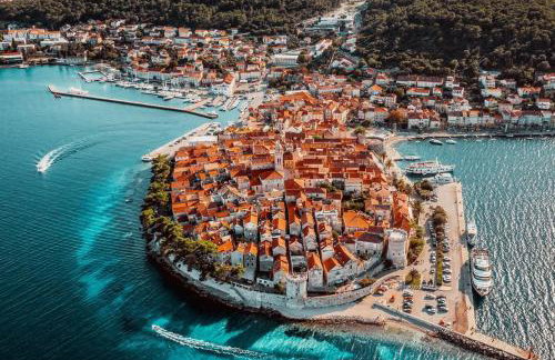 CherryOnTop - Photo 1