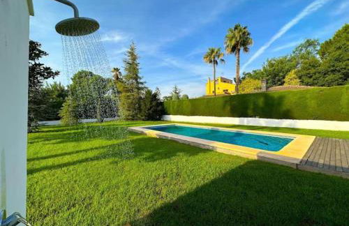 Casa Chalet Villa con piscina, jardín y aire acondicionado cerca de Valencia en La Eliana-L'Eliana - Foto 14