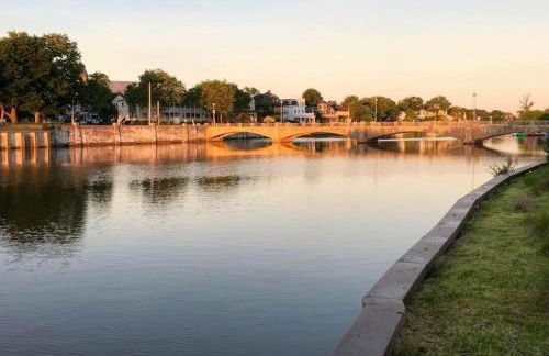 3BR Beautiful Remodeled Victorian w/ Beach Locker - Foto 45