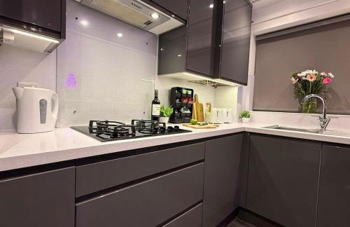 Beautiful 5-Bed East Sussex Home with Hot Tub - Foto 22