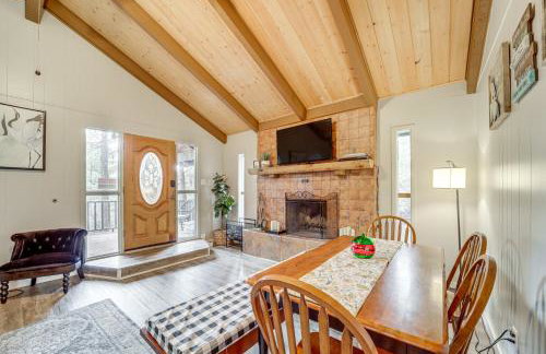 Near Fossil Creek and Trails Scenic Pine Cabin! - Foto 6