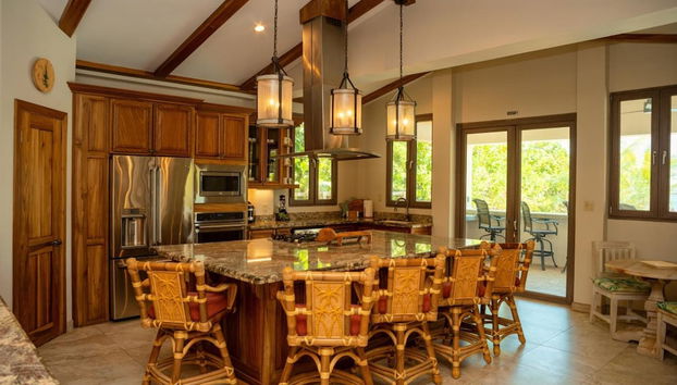 Large Oceanfront Villa With Pool Close to Village - Foto 5, Habitación