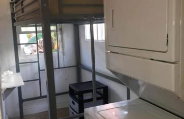 Urban Oasis with Private Laundry: Steps from DTLA - Foto 3