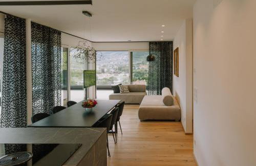 The Hills - Foto 23