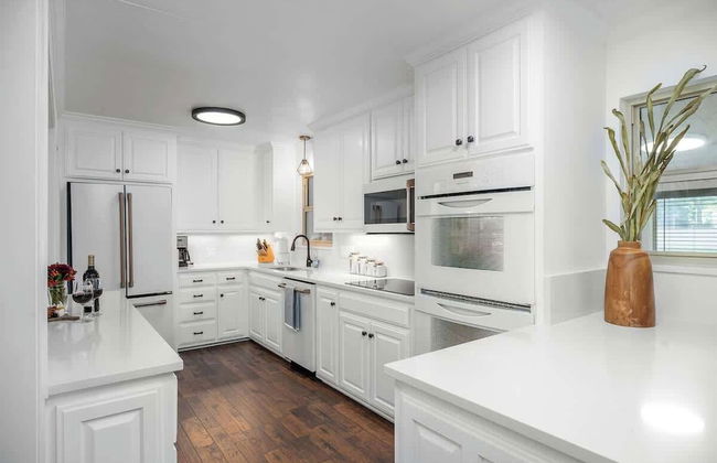 Pecan Retreat-half Mile to Main - Foto 13