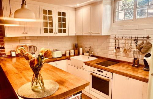 Loft de estilo industrial con jardín y garaje privados - Foto 8