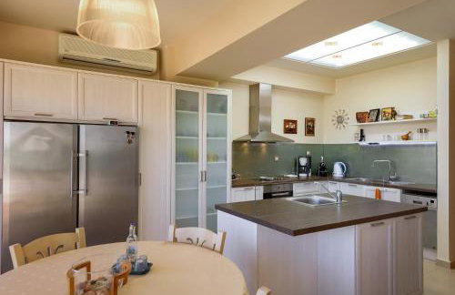 Beach Front Condo South Crete - Foto 9