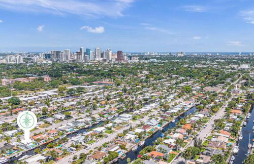 Waterfront Bungalow Heated Pool Pineapple Key - Foto 37