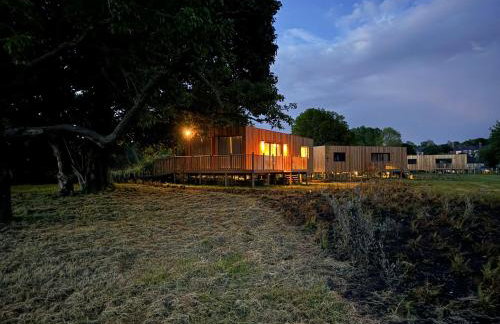 Unbox at Poplar Tree - Photo 69